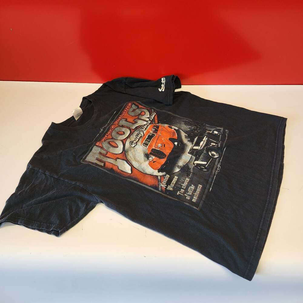 Snap-on Tools Superior & Distinctive Quality Since 1920 Vintage Graphic T-Shirt